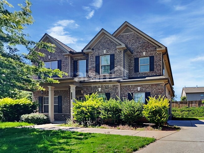 Primary Photo - 525 Brickstone Way