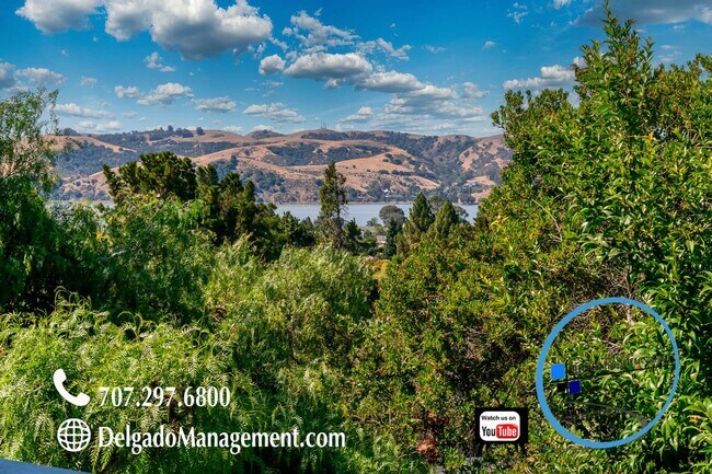 Building Photo - Benicia Large 2 Bedroom condo