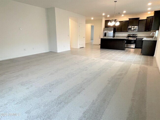 Building Photo - 13233 W Buckskin Trl