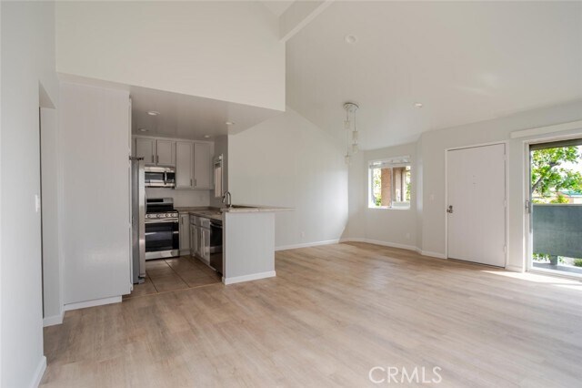 Building Photo - 13100 Bromont Ave