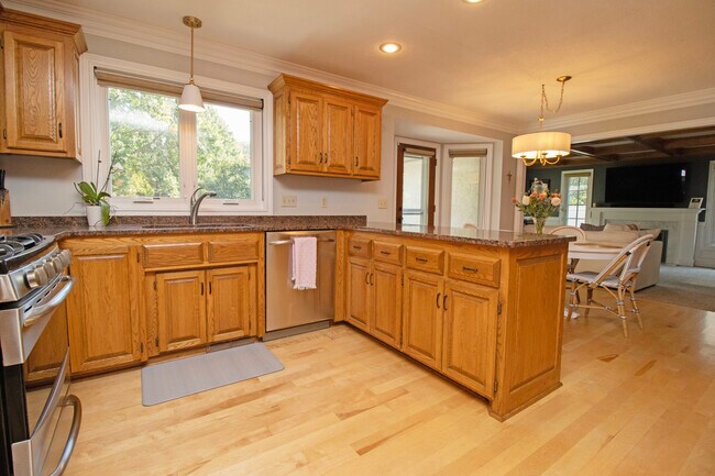 Building Photo - 2266 Copperfield Dr