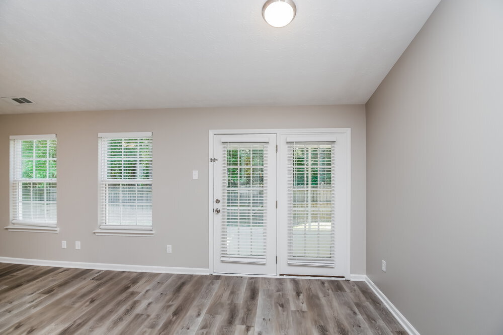 Building Photo - 372 Red Maple Way