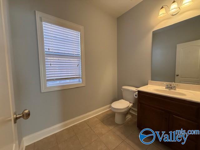 Building Photo - 5033 SE Valley Cove Dr