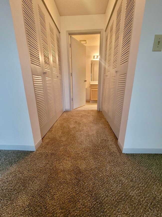 Building Photo - Three bedroom condo 3 miles from IOP - The...