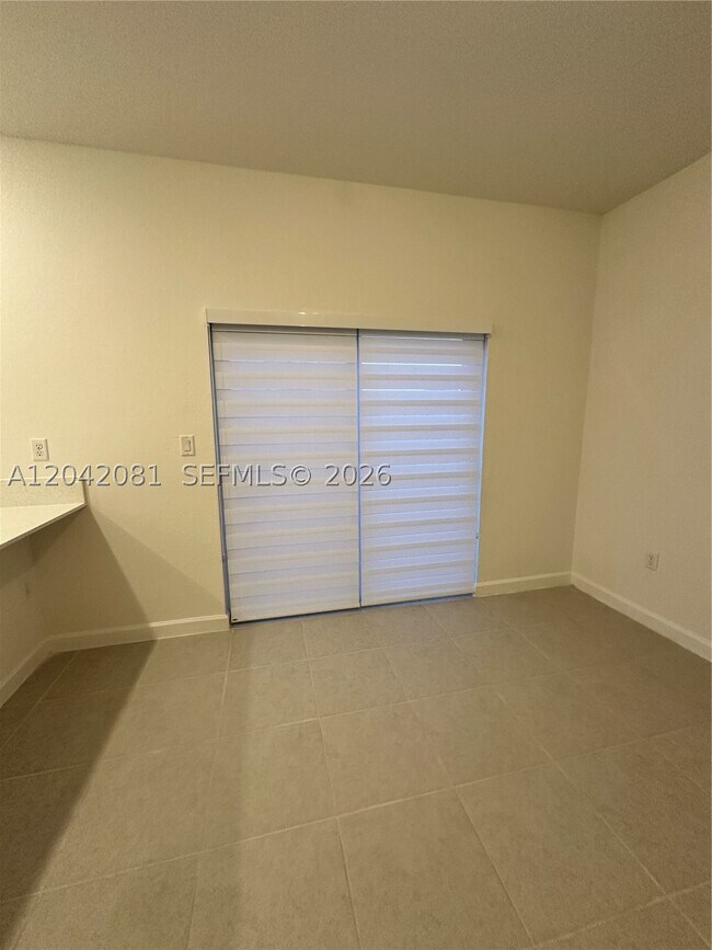 Building Photo - 2889 25rd 2889