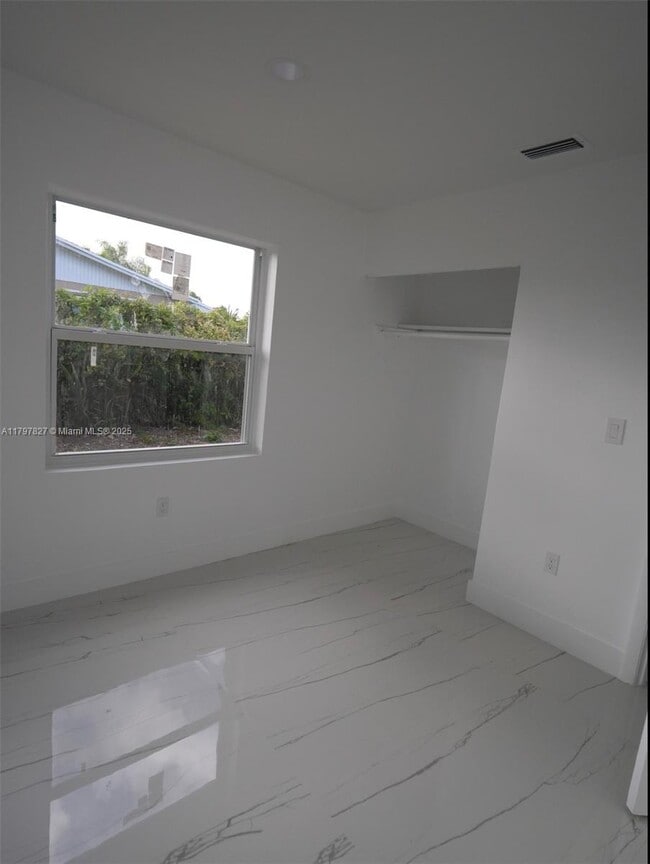 Building Photo - 11460 SW 196th Terrace