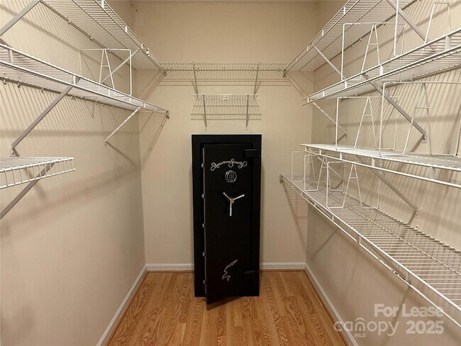 Building Photo - 17115 Grenache Ct