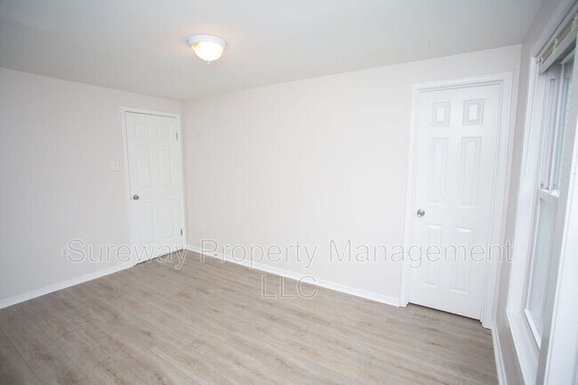 Building Photo - 121 Rancocas Rd