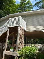 Building Photo - 321 Burlage Cir