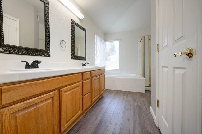 Building Photo - 2701 San Marcos Ct