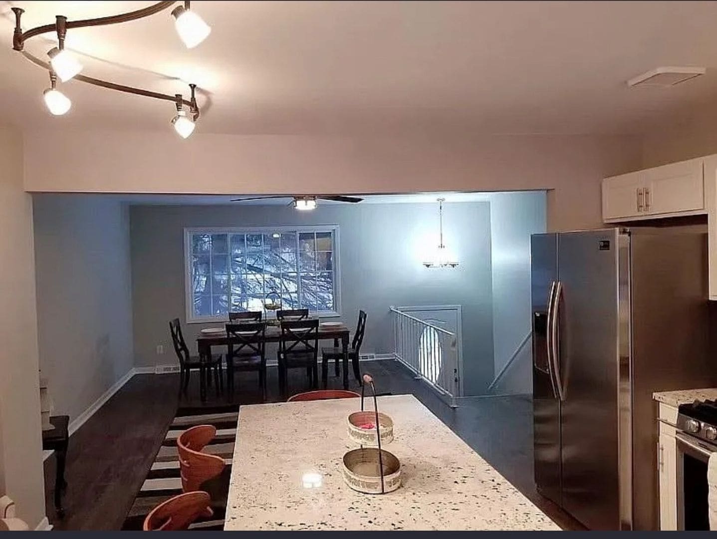 Building Photo - 8616 Hickory Ave