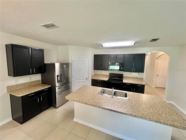 Building Photo - 1512 Diamond Loop Dr