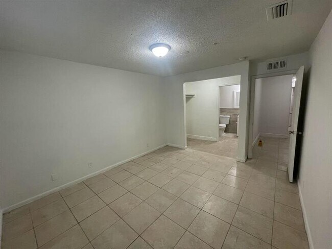 Building Photo - 5645 NW 28th St