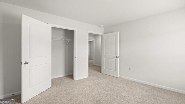 Building Photo - 102 Glenrise Dr