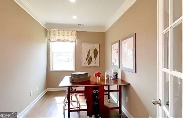 Building Photo - 5325 Chesire Ct