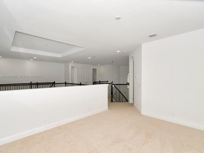 Building Photo - 10400 S Barnsley Dr