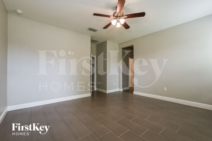 Building Photo - 12018 Sumter Dr