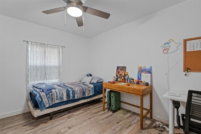 Building Photo - 1024 Greenlee St