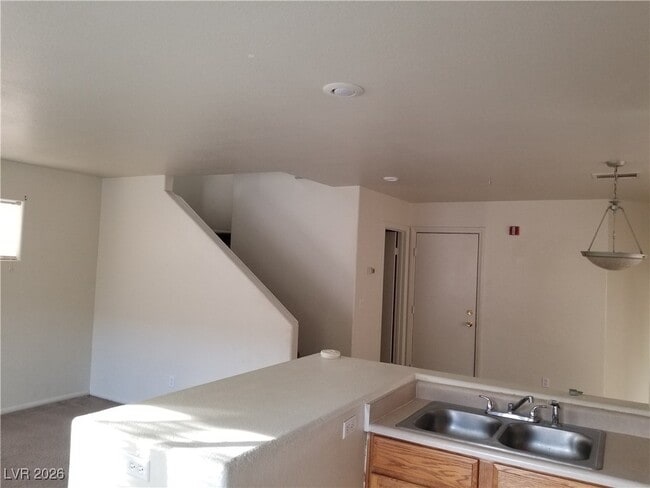 Building Photo - 3123 Inlet Bay Ave