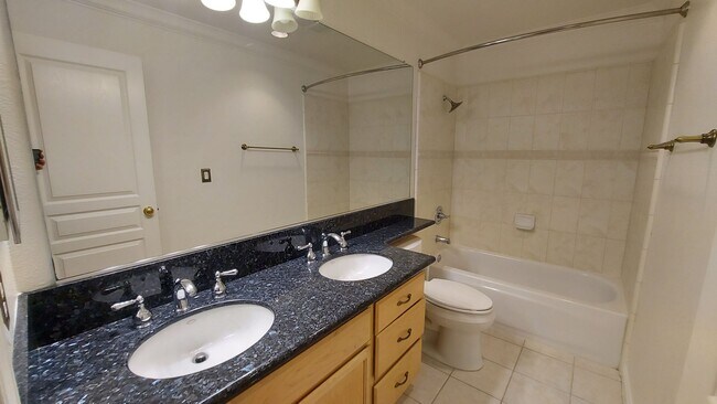 Building Photo - Excellent single story, 4 bedroom 3 bath home in Ashley Woods, a gated Granite Bay Neighborhood.