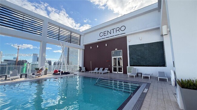 Building Photo - 151 SE 1st St