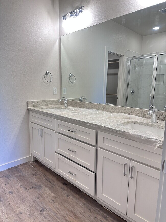 Building Photo - Charming 3-Bed, 2-Bath Home on Albany Ave – Spacious 1488 Sq Ft in Lubbock!