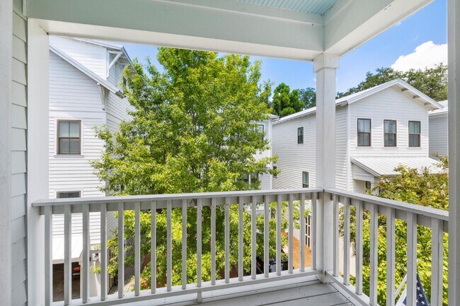 Building Photo - 970 Key Colony Ct