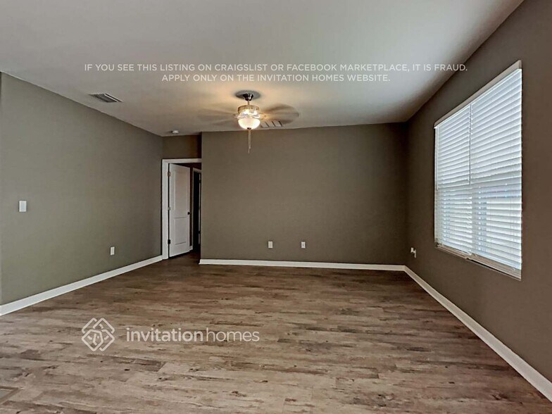 Building Photo - 35780 Jenny Lynne Cir