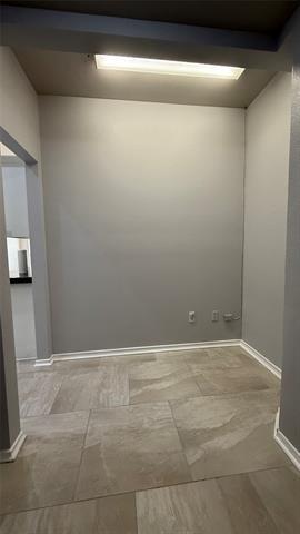 Building Photo - 3112 Atrium Dr