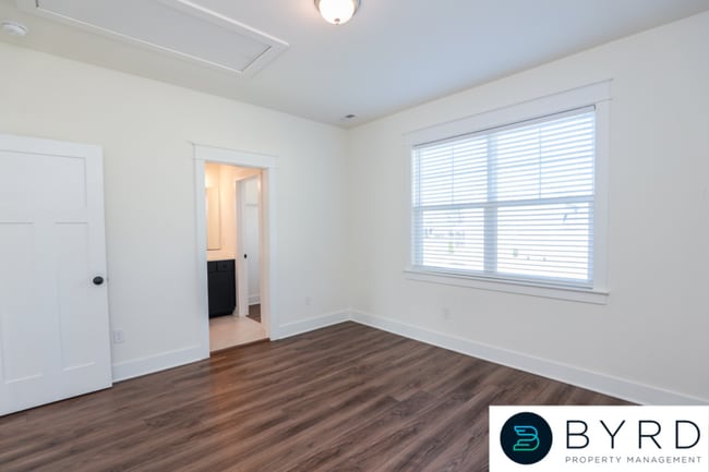 Building Photo - 8900 Forge Gate Ln