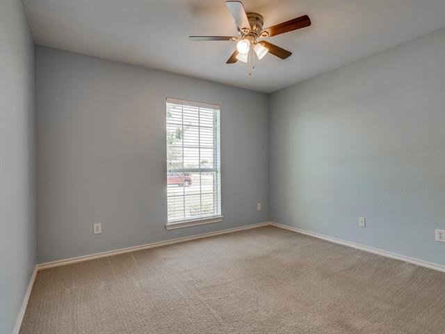 Building Photo - 7721 Willow Ridge Dr