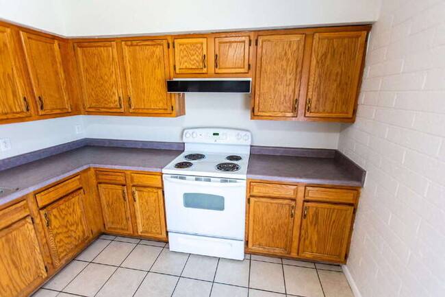 Building Photo - 1309 N Arbor Ave