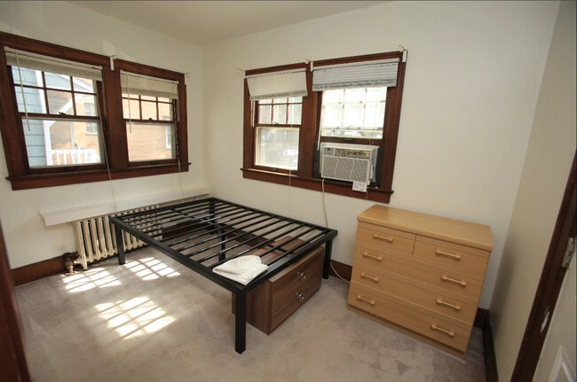 Building Photo - 511 Church St