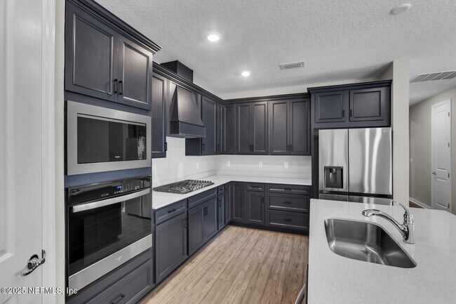 Building Photo - 627 Cedar Preserve Ln