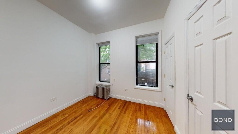 Building Photo - 228 E 36th St