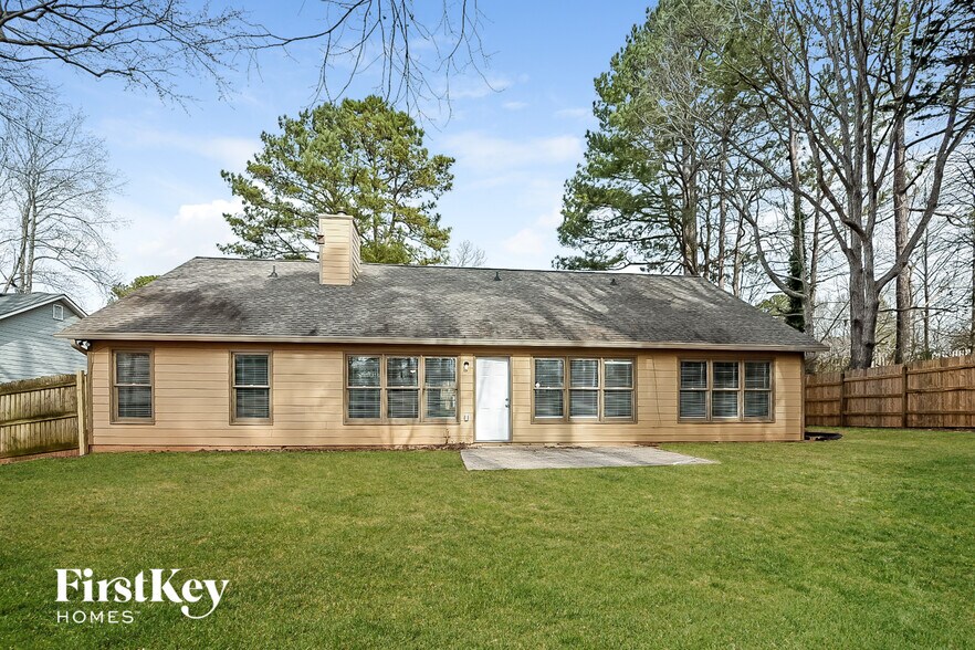 Building Photo - 920 Springer Ct