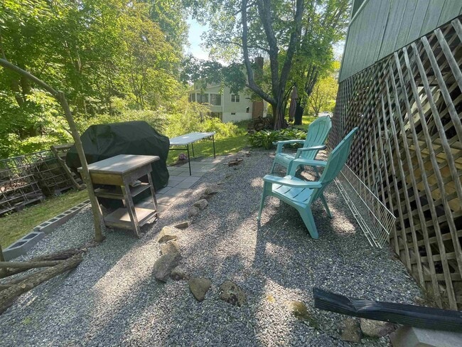 Building Photo - 35 Mill Pond Rd