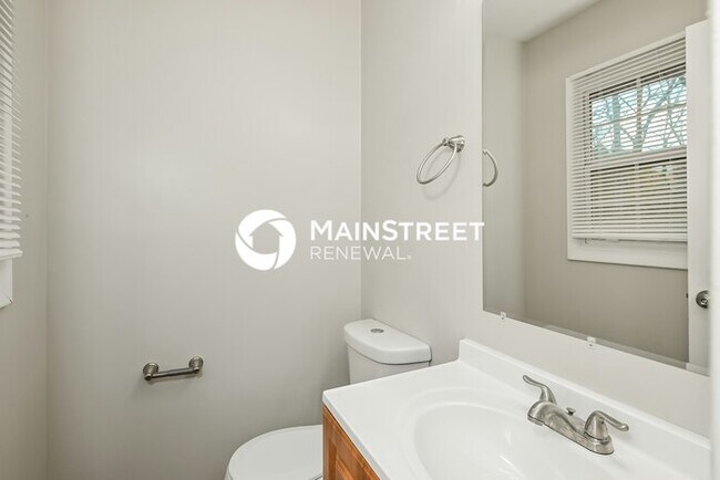 Building Photo - 3 Bedroom Pet-Friendly Home in CLARKSTON, GA with Main Street Renewal
