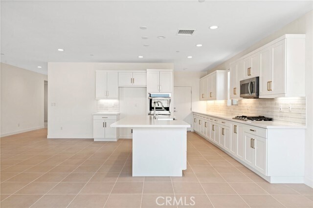 Building Photo - 74356 Nichols Dr