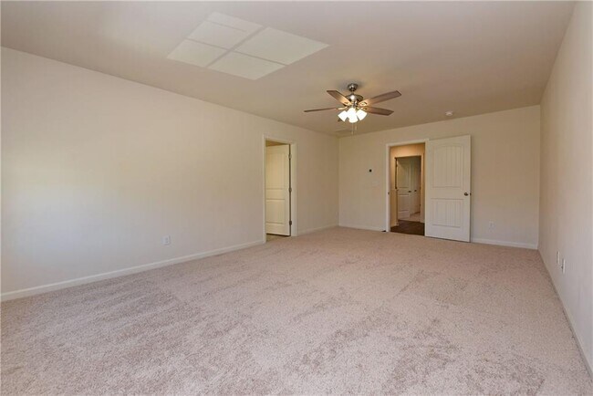 Building Photo - 4255 Sunflower Cir