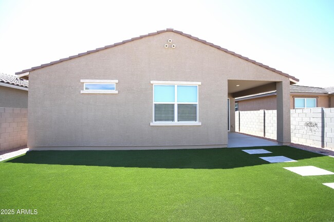 Building Photo - 24218 W Hopi St