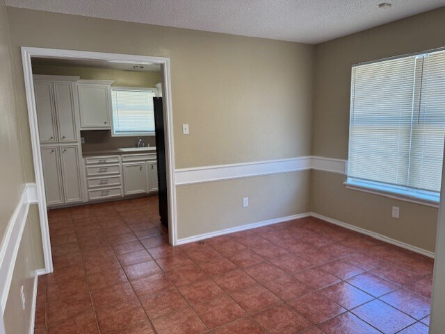 Building Photo - 2516 26th St