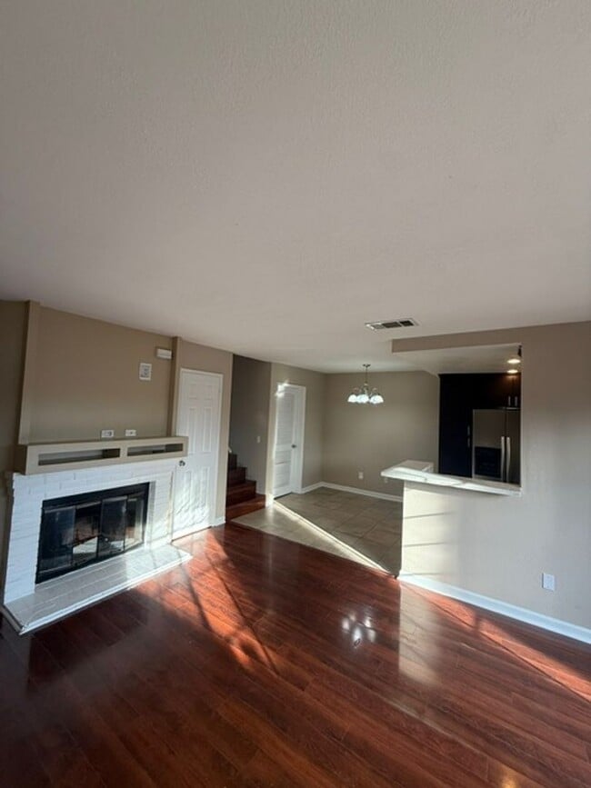 Building Photo - Very nice updated condo in beautiful Granite hills Neighborhood