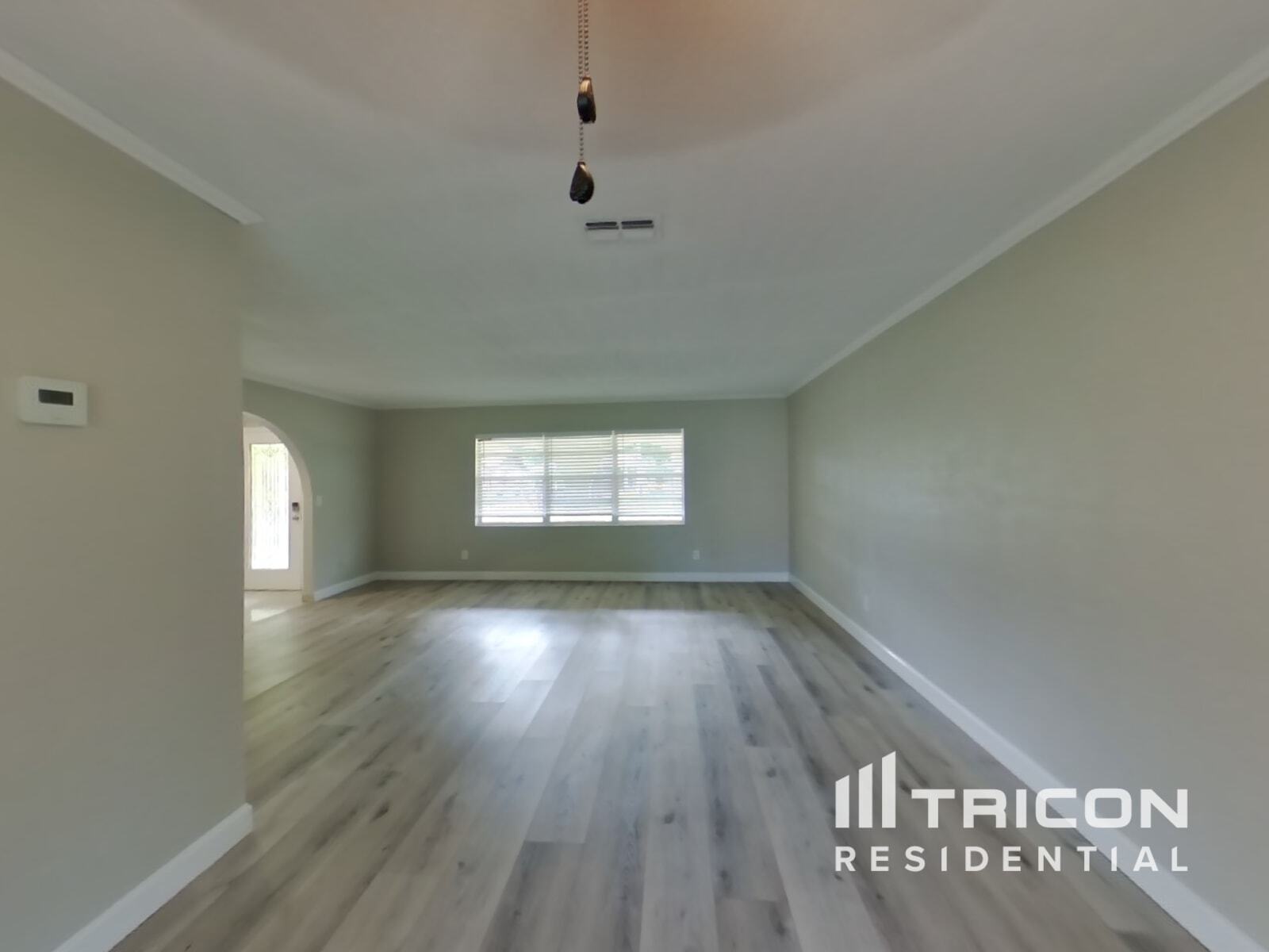 Building Photo - 361 Sagewood Dr