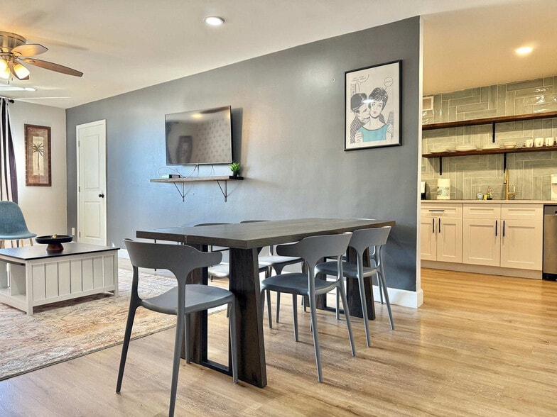 Building Photo - 215 Piedmont Ave NE