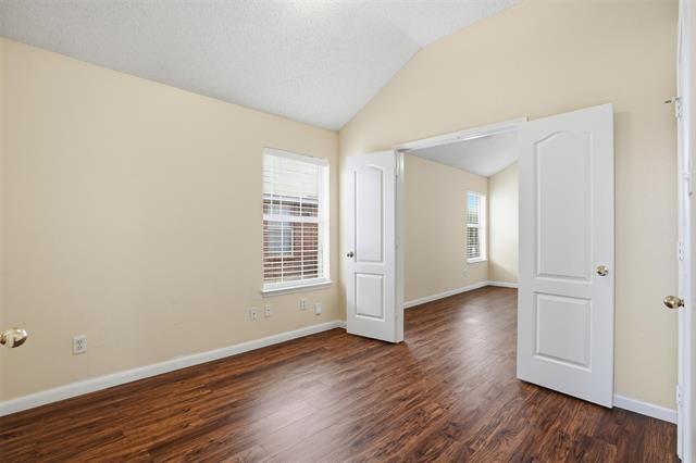 Building Photo - 9148 Rushing River Dr