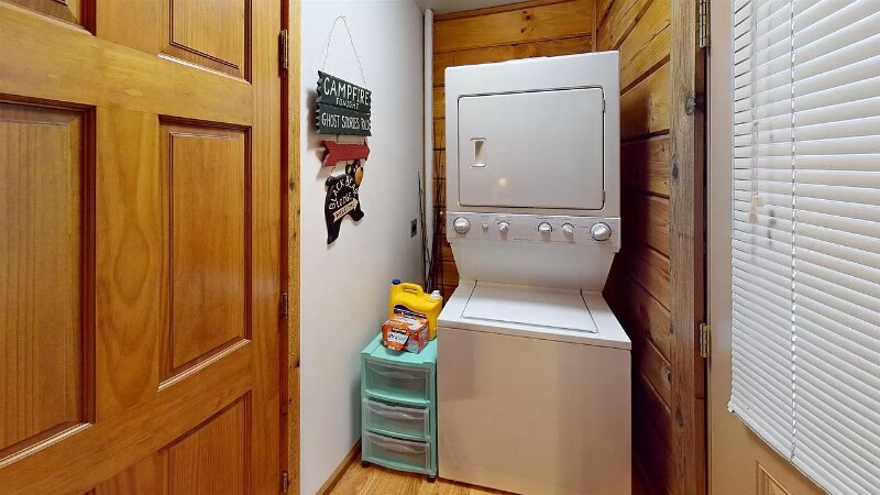 Building Photo - 207 Blossom Dr