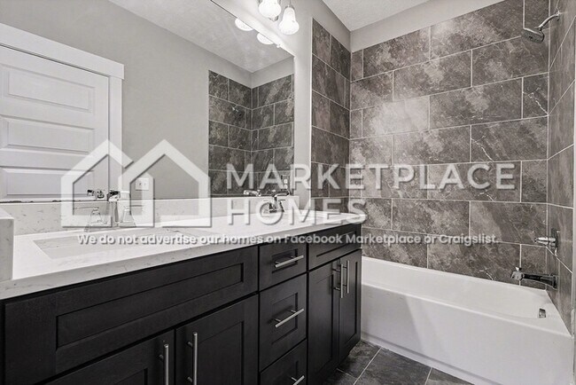 Building Photo - 185 Arbor Lp