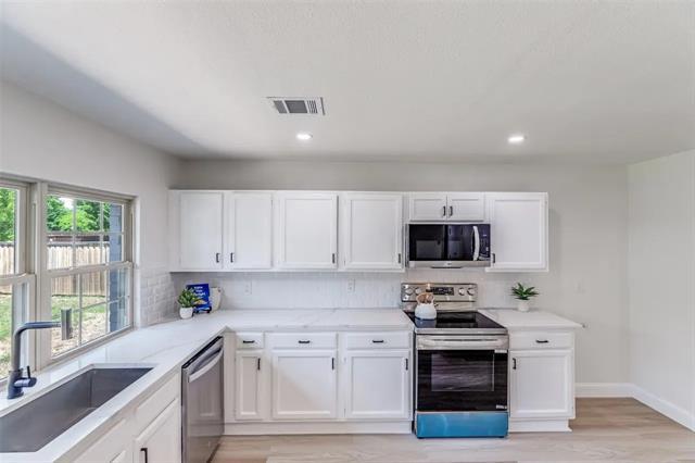 Building Photo - 1505 Rocky Cove Cir