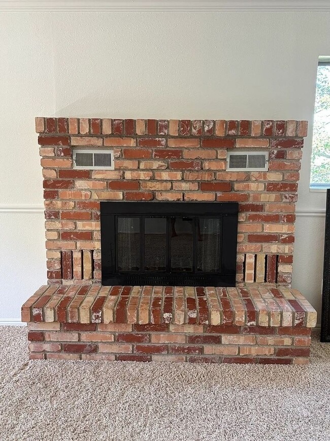 Building Photo - 595 Mountainville Cir